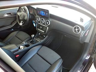 Mercedes-Benz A 180 2017 ///AMG Line-thumb-7