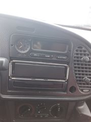Ταμπλό saab-thumb-1