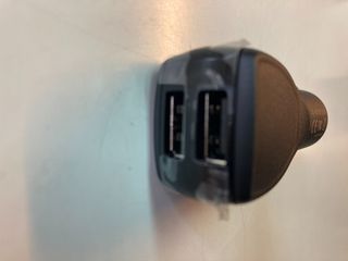 ΑΝΤΑΠΤΟΡΑΣ USB MERCEDES-thumb-1