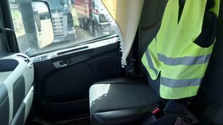 Ανατροπή Scania 2008 R 420-thumb-25