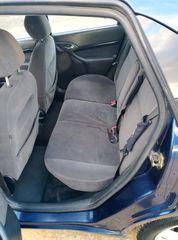 Ford Focus 2003 1600-thumb-4