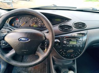 Ford Focus 2003 1600-thumb-6