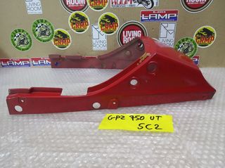Kawasaki GPZ 750 UT ουρά 
