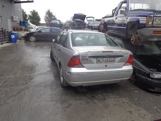 FORD FOCUS	2004-thumb-2