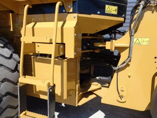 Φορτωτής Με Λάστιχα CAT 2007 930G-thumb-9