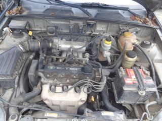 DAEWOO	LANOS   2001-thumb-2