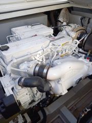 Pershing 2000 38 NEW ENGINES-thumb-4