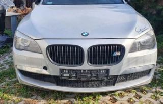 BMW 7 F01 750i 