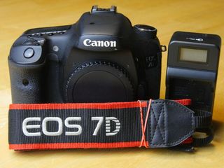 Canon Eos 7D άριστη κάμερα DSLR !!-thumb-1