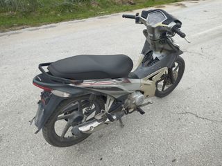 Honda PCX 125 2012-thumb-2