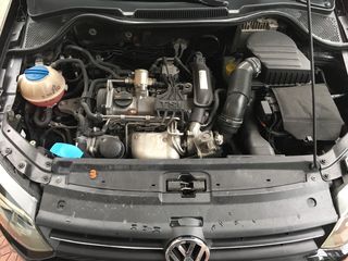 Volkswagen Polo 2010 TSI 6R TURBO -thumb-10