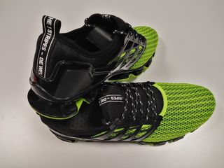 Athletic shoes three stripes-thumb-2
