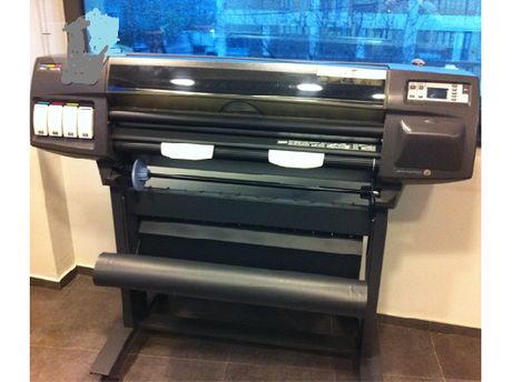 ΠΩΛΕΙΤΑΙ ΕΚΤΥΠΩΤΗΣ plotter HP DESIGNJET 1050 C (ΜΕ ΛΙΓΟΣΤΕΣ ΕΚΤΥΠΩΣΕΙΣ). 