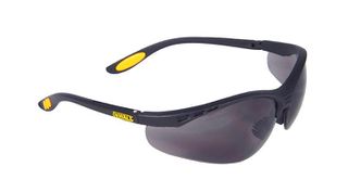 ΓΥΑΛΙΑ DPG58-2D REINFORCER SMOKE DEWALT (2007)