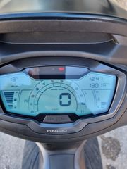 Piaggio Beverly 400 2021 S-thumb-1
