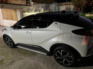 Σκαλοπάτια Toyota CHR 2016+ εργοστασιακού τύπου