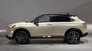 Honda HR-V 2025 1.5 2WD eHEV Elegance-thumb-8