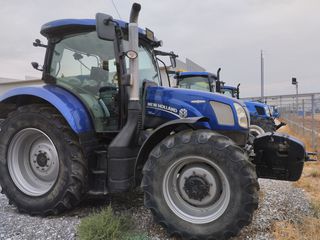 Τρακτέρ New Holland 2015-thumb-18