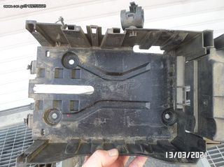 OPEL CORSA E 15-19 ΚΟΥΤΙ ΑΣΦΑΛΕΙΟΘΗΚΗΣ-thumb-2