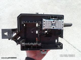 OPEL CORSA E 15-19 ΚΟΥΤΙ ΑΣΦΑΛΕΙΟΘΗΚΗΣ-thumb-6