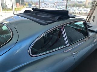 Jaguar E-Type 1967-thumb-6