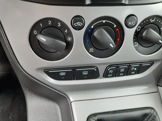 Ford Focus 2013 ' 1.0 EcoBoost Titanium 125hp-thumb-24