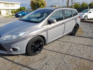 Ford Focus 2013 ' 1.0 EcoBoost Titanium 125hp-thumb-3