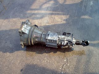 MAZDA E2000 ΣΑΣΜΑΝ 4Χ2 ΒΕΝΖΙΝΑ-thumb-1