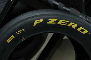 Pirelli pzero slick-thumb-2