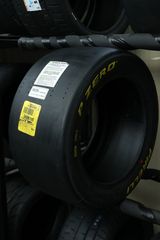 Pirelli pzero slick