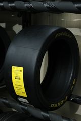 PIRELLI PZERO SLICK