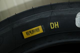 PIRELLI PZERO SLICK-thumb-2