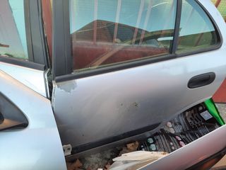 Ολόκληρες πόρτες από Nissan Almera N16-thumb-2