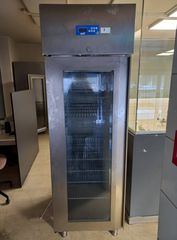 Ψυγείο συντήρηση με γυάλινη πόρτα  2022.001.0105