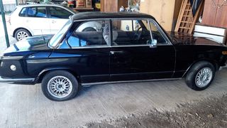 Bmw 1502 '72-thumb-1