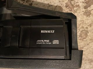 RENAULT MEGANE CD CHANGER ALPINE-thumb-3