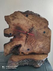Χειροποίητο ρολόι από ξύλο ελιάς