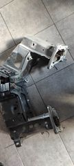 Ford Focus 2005-2011 ράμφος (σασί) αριστερό δεξιό (50 έκαστος)