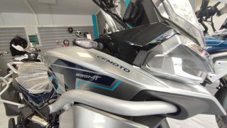 CFmoto 800ΜΤ Sport 2026 ΔΩΡΟ ΓΝΗΣΙΟ ΤΡΙΒΑΛΙΤΣΟ-thumb-8