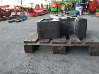 ΑΝΤΙΒΑΡΑ CASE IH (CNH) MAGNUM 250 kg-thumb-1
