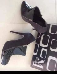 Δερμάτινο Επώνυμο Μποτάκι