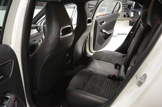 Mercedes-Benz GLA 200 2015 AMG_Line_Xenon_19"_32.000klm!!! (+video)-thumb-36