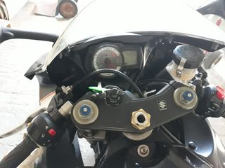 Suzuki GSX-R 600  '13-thumb-2