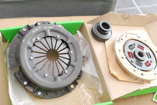 Set αμπραγιάζ Fiat 124