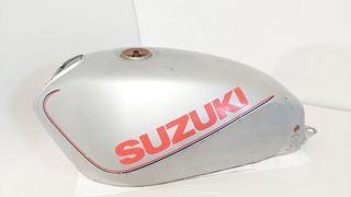  Ρεζερβουάρ από SUZUKI GSX400F KATANA 1981-83 (Reservoir/gas/petrol tank)