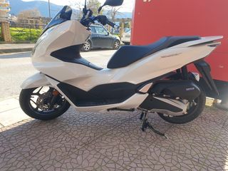 Honda PCX 125 2026 Smart Key ABS-thumb-6