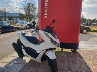 Honda PCX 125 2026 Smart Key ABS-thumb-1