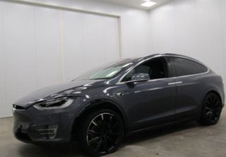 TESLA MODEL X 2018-thumb-2