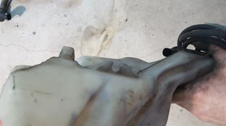 ΠΑΓΟΥΡΙ ΥΑΛΟΚΑΘΑΡΙΣΤΗΡΩΝ ΜΑΖΙ ΜΕ ΤΟ ΜΟΤΕΡ JEEP PATRIOT DIESEL 2000CC -thumb-3