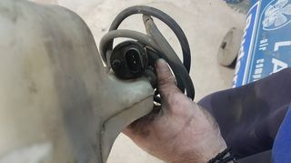 ΠΑΓΟΥΡΙ ΥΑΛΟΚΑΘΑΡΙΣΤΗΡΩΝ ΜΑΖΙ ΜΕ ΤΟ ΜΟΤΕΡ JEEP PATRIOT DIESEL 2000CC -thumb-5